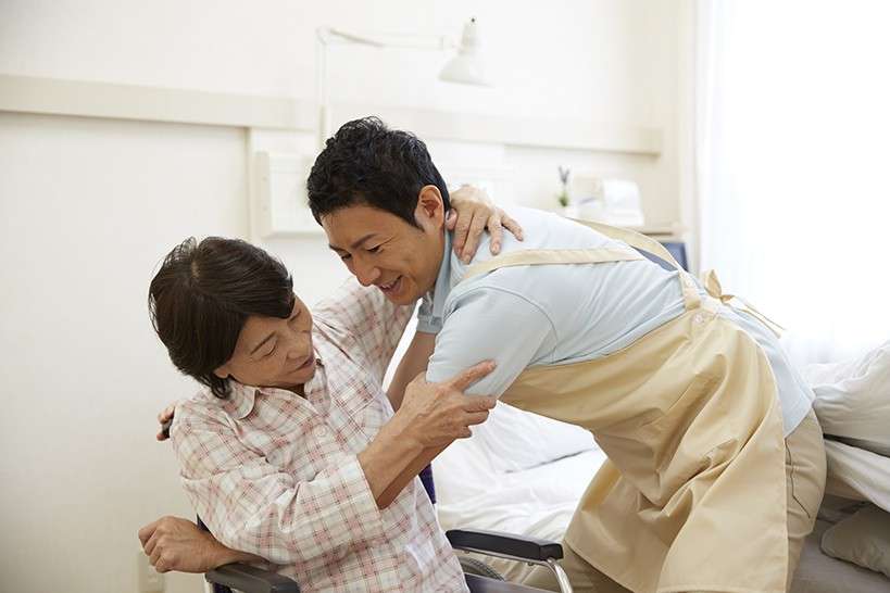 椎間関節性腰痛を改善された大阪府吹田市からお越しの40代男性の患者様【整体院心粋-KOIKI-】